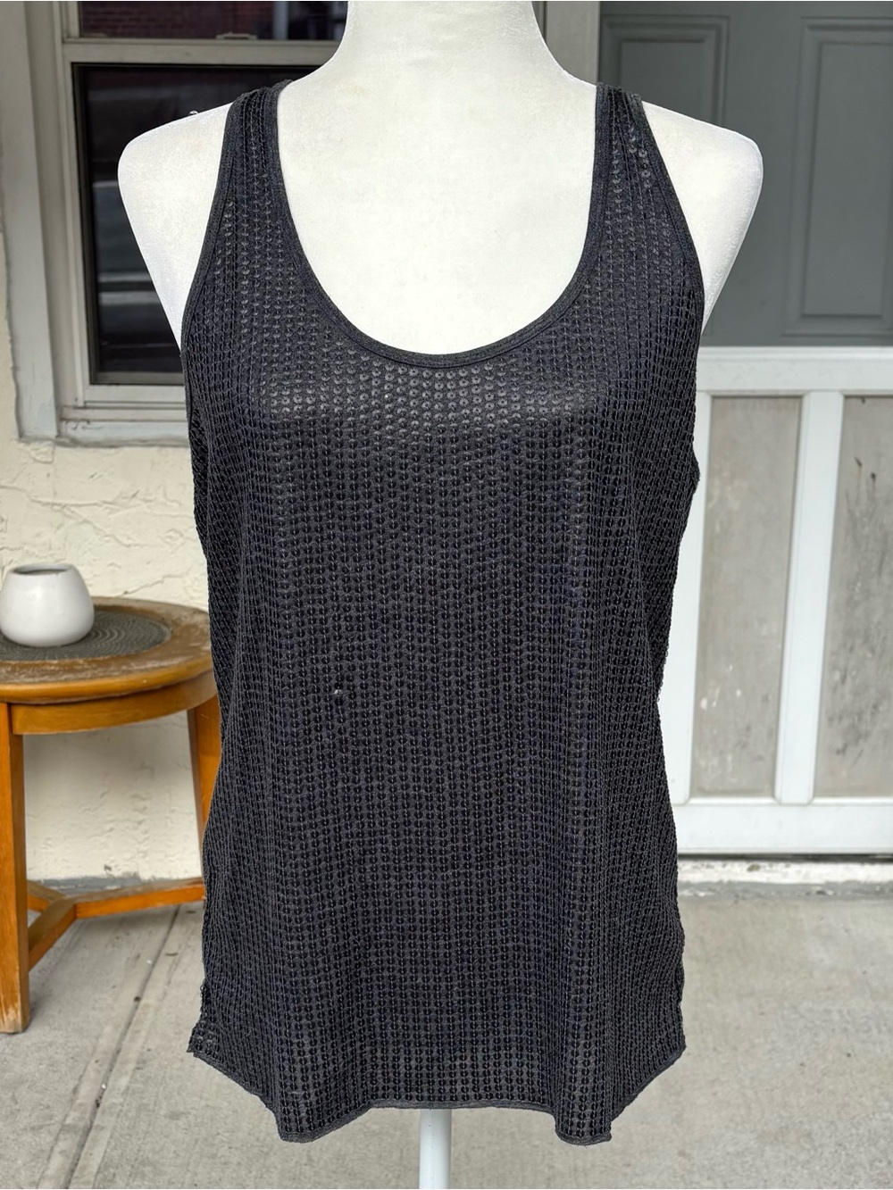 Vince Gray Sequined Open Knit Racerback Scoop Neck Tank Top Size M Medium - Picture 7 of 8